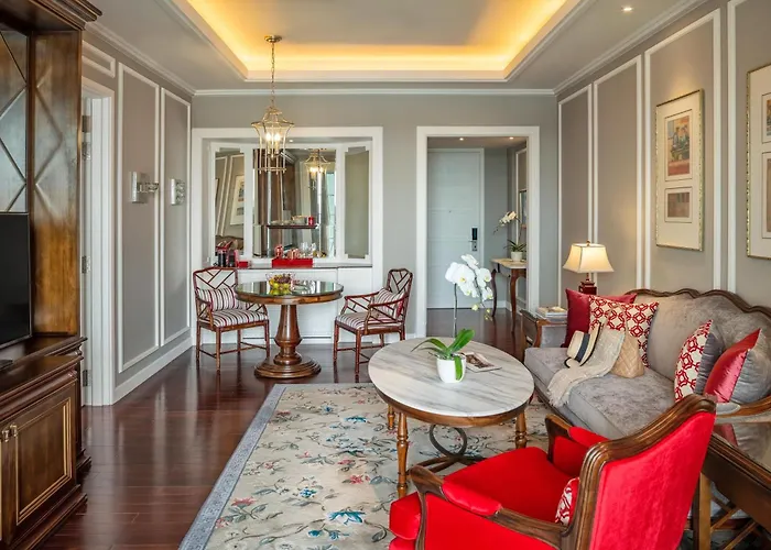 Mia Saigon - Luxury Boutique Hotel